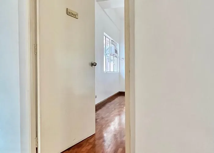Dormitory Room Mixed